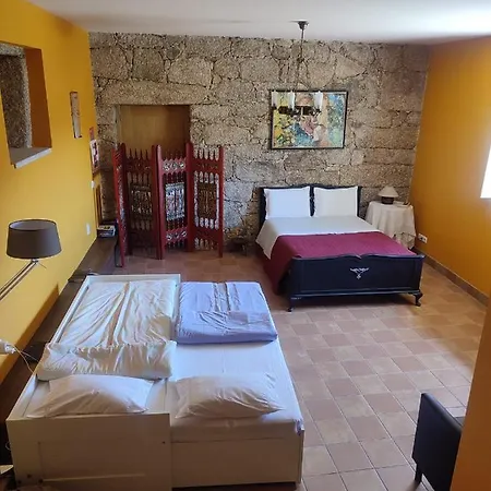 Quinta Do Borges 2 *